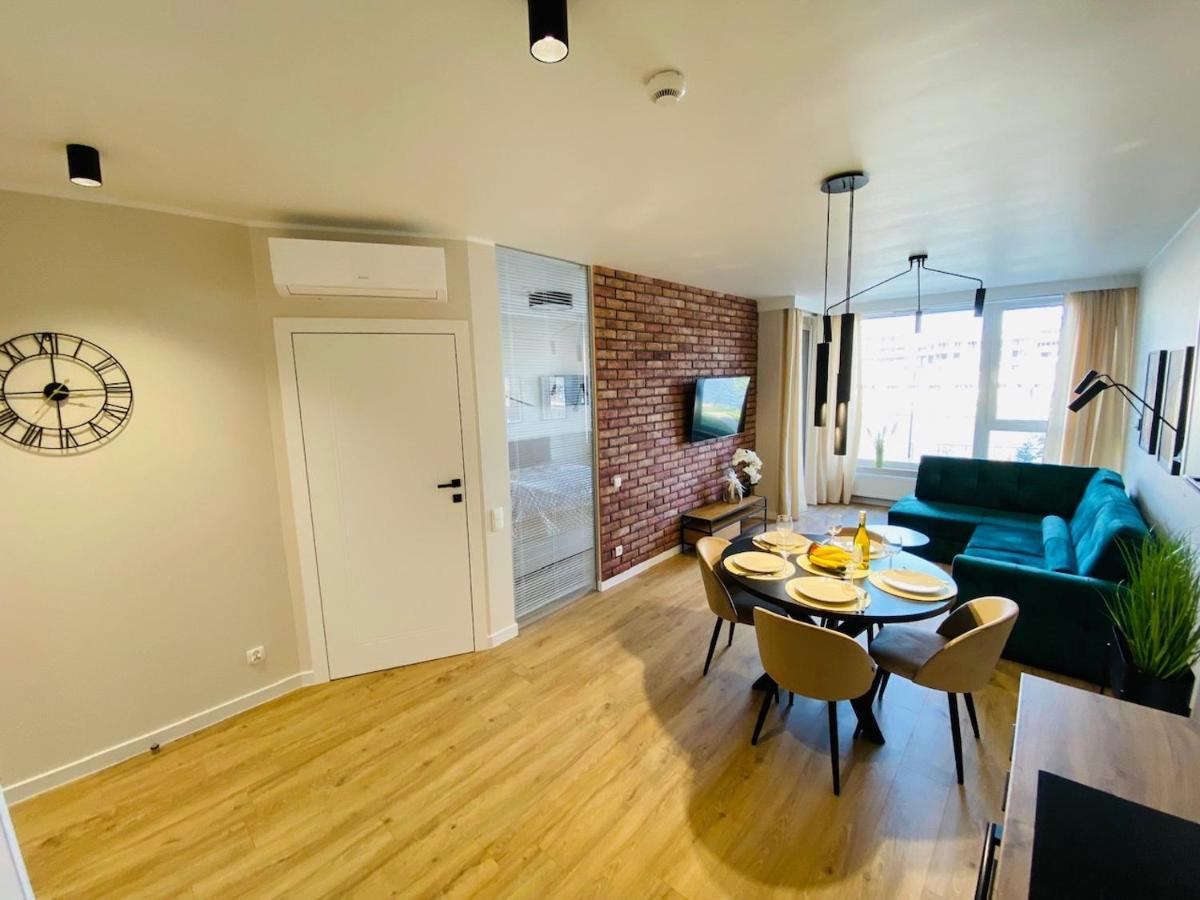Apartamenty S&S Chlebova Gdansk Z Widokiem Na Rzeke Motlawe, Stare Miasto Exterior photo