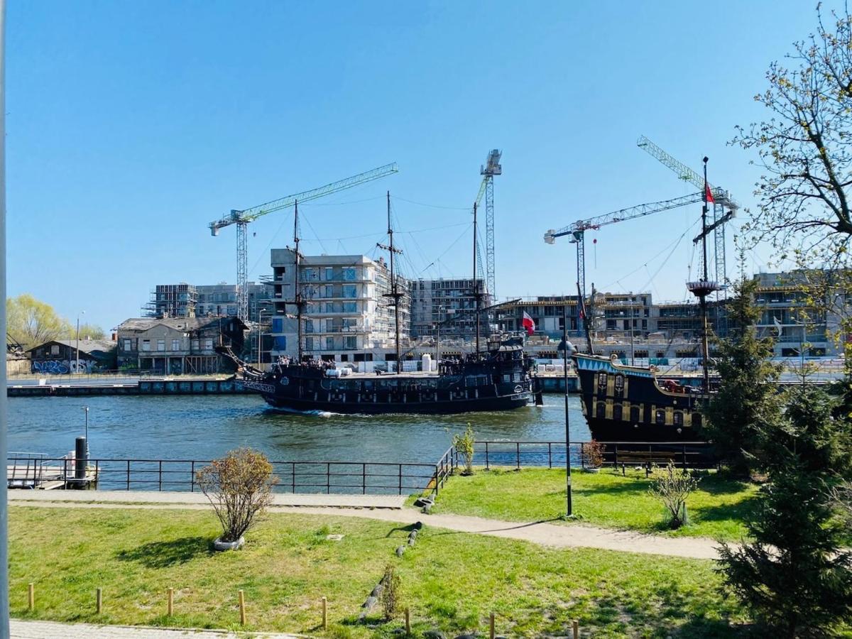Apartamenty S&S Chlebova Gdansk Z Widokiem Na Rzeke Motlawe, Stare Miasto Exterior photo