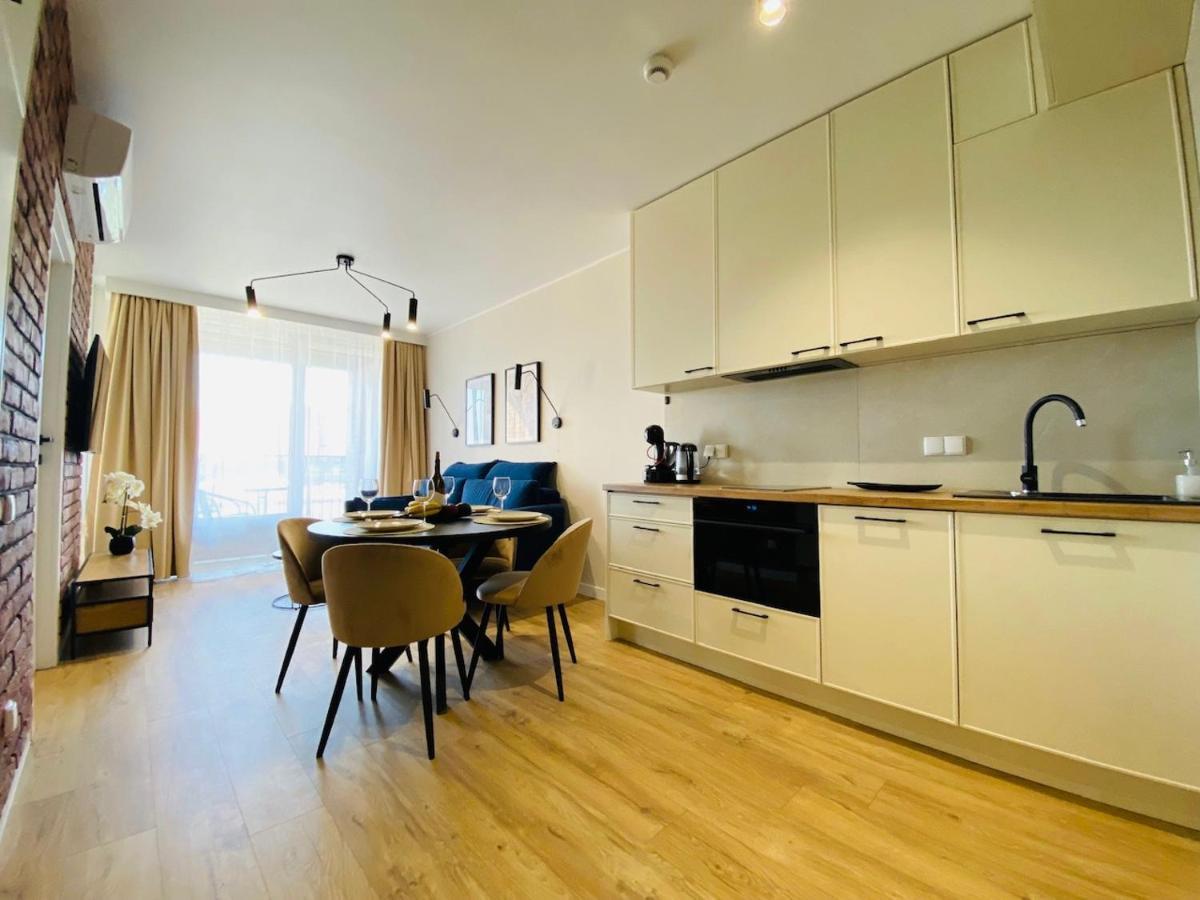 Apartamenty S&S Chlebova Gdansk Z Widokiem Na Rzeke Motlawe, Stare Miasto Exterior photo